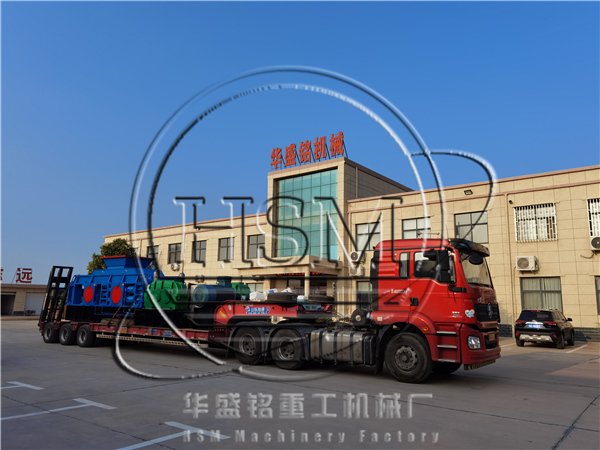 2PG1800x1000型全液压对辊凯发官网入口发往重庆江北区