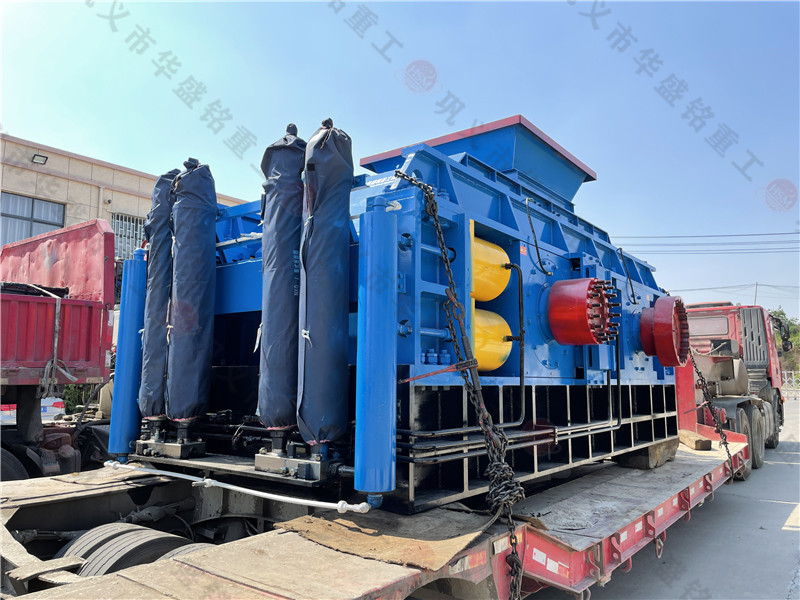 2PGY2000x1200大型全自动液压对辊凯发官网入口发往钼都--洛阳栾川